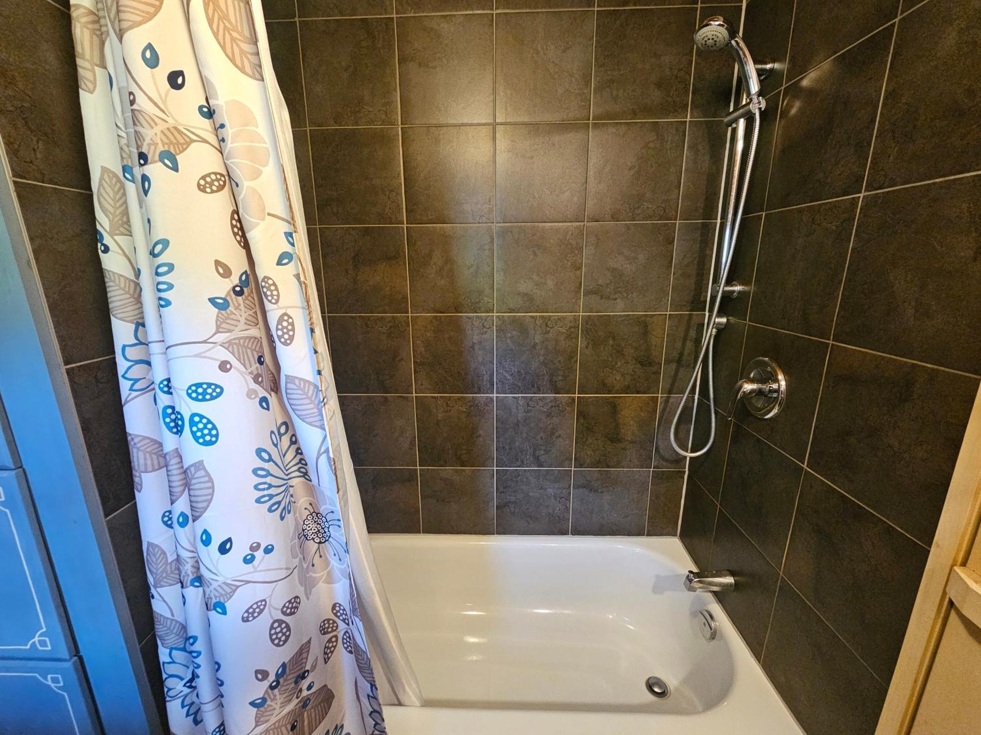Le Repaire Viking Bed and Breakfast Sainte-Rose-du-Nord Exterior foto