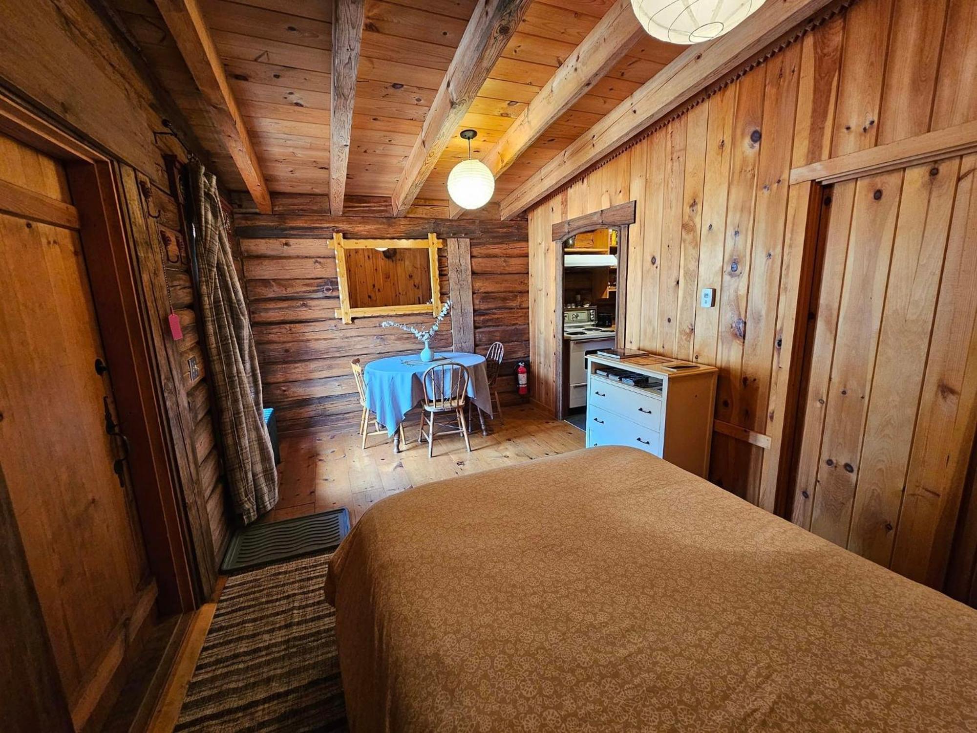 Le Repaire Viking Bed and Breakfast Sainte-Rose-du-Nord Exterior foto